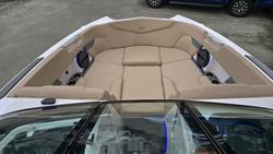 2023 MasterCraft XT22