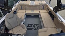 2023 MasterCraft XT22