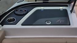 2023 MasterCraft XT22