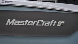 2023 MasterCraft XT22