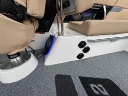 2023 MasterCraft XT22