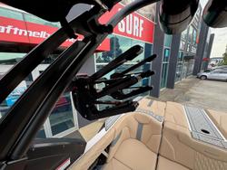 2023 MasterCraft XT22