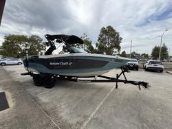 2023 MasterCraft XT22