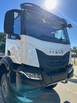 2023 Iveco
T-Way AD380T45W
