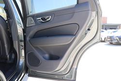 2025 Volvo XC60 Ultra T8 Plug-In Hybrid Dark