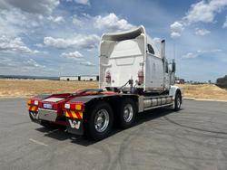 2021 Western Star 4900 Series 4900FXC White