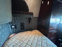 2021 Western Star 4900 Series 4900FXC White