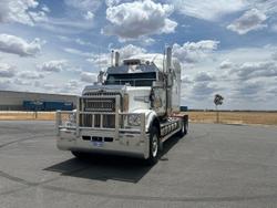 2021 Western Star 4900 Series 4900FXC White