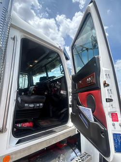 2021 Western Star 4900 Series 4900FXC White