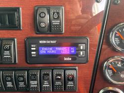 2021 Western Star 4900 Series 4900FXC White