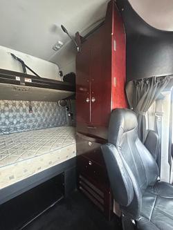 2021 Western Star 4900 Series 4900FXC White