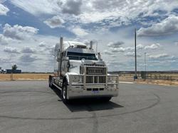 2021 Western Star 4900 Series 4900FXC White