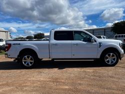 2023 Ford
F-150 Lariat