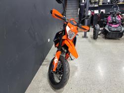 2024 KTM 690 SMC R SMC Orange