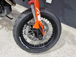 2024 KTM 690 SMC R SMC Orange