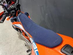 2024 KTM 690 SMC R SMC Orange