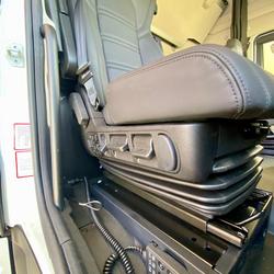 2024 Iveco
                S-Way AS700