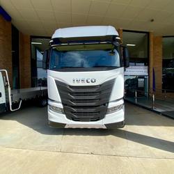 2024 Iveco
                S-Way AS700