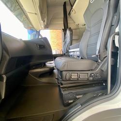 2024 Iveco
                S-Way AS700