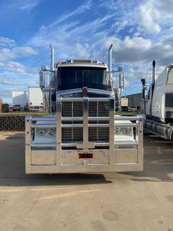 2018 Kenworth T659 White