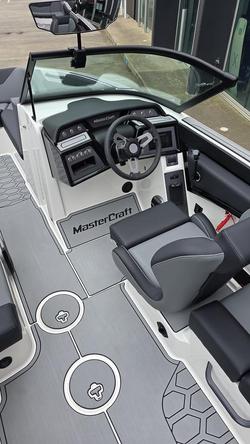 2026 MasterCraft NXT22