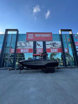 2025 MasterCraft XT22 T