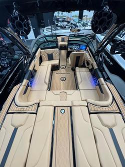 2025 MasterCraft XT22 T