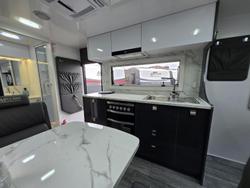 2024 Millard Mflow 19’6 Rear Door