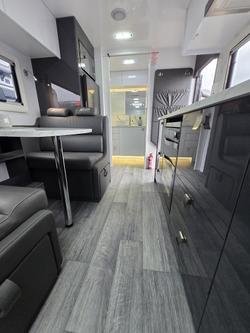 2024 Millard Mflow 19’6 Rear Door