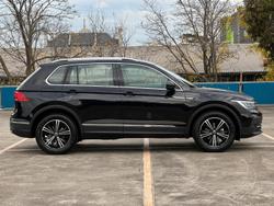 2024 Volkswagen
Tiguan 132TSI Life