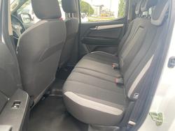 2017 HOLDEN COLORADO LS (4x4)