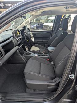 2025 NISSAN NAVARA ST