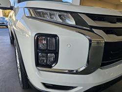 2019 MITSUBISHI
                ASX ES ADAS  2WD