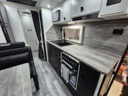 2023 Masterpiece Optimum CRZR 236 Bunk