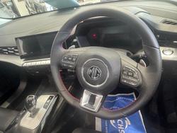 2024 MG
                MG5 Essence