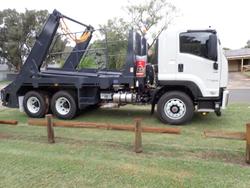 2025 Isuzu Fvz 260-300 White