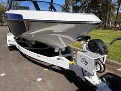 2024 Malibu Wakesetter 20 VTX