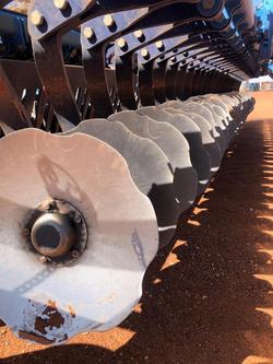 2021 Farmet Diskomat 8Ps Heavy Duty Trailing Folding Speed Disc Used BLUE