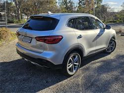 2022 MG
HS Excite X