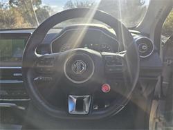 2022 MG
HS Excite X