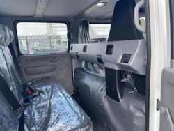 2025 Fuso Canter 515 White