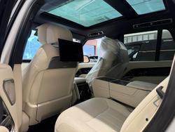 2024 Land Rover Range Rover D350 Autobiography L460 MY24 AWD Ostuni Pearl White
