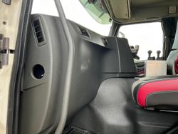 2018 Volvo Fm 450 Low Klm 397000 Klm Hist Hyd Rwc $150000+Gst FM450 SLEEPER WHITE