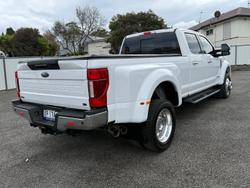 2020 Ford
F450 Lariat