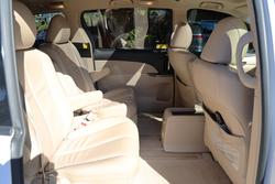 2014 Toyota
Tarago Ultima