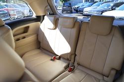 2014 Toyota
Tarago Ultima