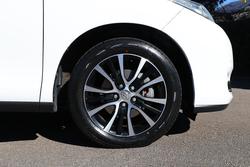 2014 Toyota
Tarago Ultima