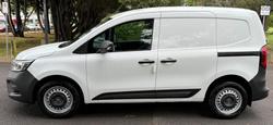 2024 Renault
                Kangoo L1