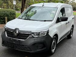 2024 Renault
                Kangoo L1