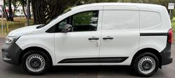 2024 Renault
                Kangoo L1